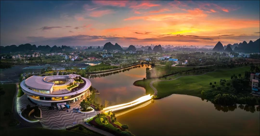 中國(guó)攝影金像獎(jiǎng)名家齊聚，直擊2021信昌集團(tuán)杯攝影大賽作品頒獎(jiǎng)儀式！